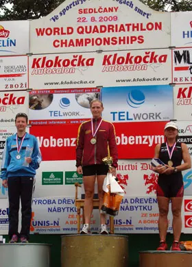 Katrin Burow ist Vizeweltmeisterin im Quadrathlon auf der Mitteldistanz in Sedlčany / Tschechien 2009
