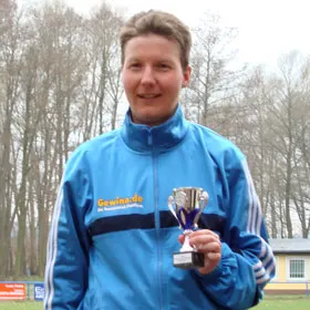 Katrin Burow gewinnt den Motzener Frühlingslauf 2010