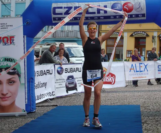 Katrin Burow wird Weltmeisterin im Quadrathlon auf der Mitteldistanz in Sedlčany / Tschechien 2012