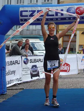 Katrin Burow wird Weltmeisterin im Quadrathlon auf der Mitteldistanz in Sedlčany / Tschechien 2012
