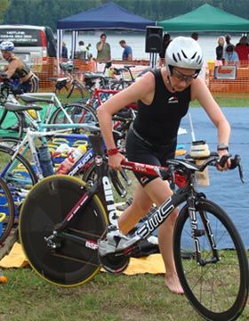 Katrin Burow wird Europameisterin im Quadrathlon auf der Sprintdistanz am Bergsee Ratscher 2008