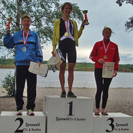 Katrin Burow wird Berlin-Brandenburger Vizemeisterin im Triathlon auf der Mitteldistanz beim Spreewald-Triathlon 2011