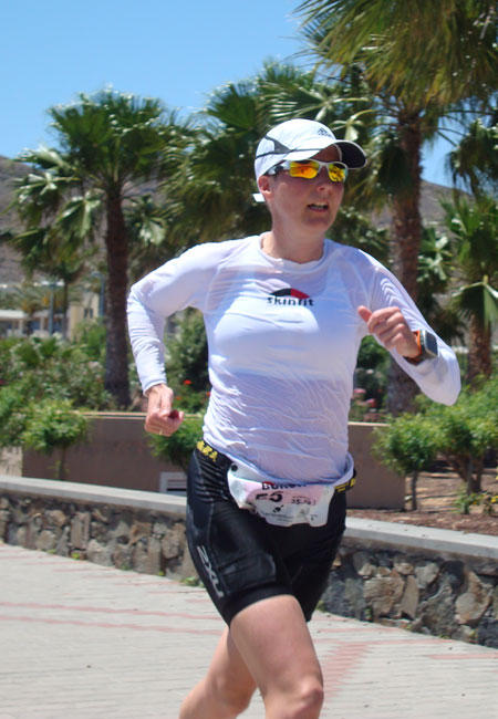 Katrin Burow auf der Laufstrecke des Challenge Fuerteventura am 13.04.2013