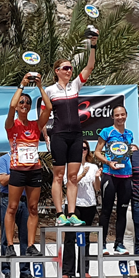 Katrin Burow belegt den 1. Platz beim 10 km Lauf in Puerto del Rosario in der Altersklasse 40 am 02.04.2017